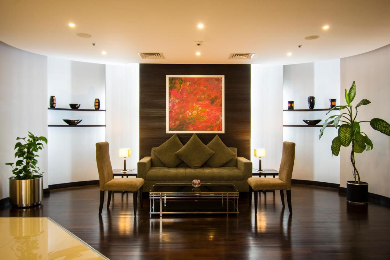 City Seasons Hotel & Suites Маскат Экстерьер фото
